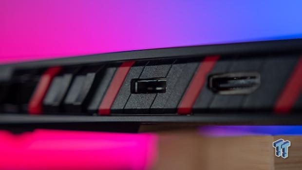 MSI Raider A18 HX A9W (Ryzen 9 9955HX3D + RTX 5090) Gaming Laptop Review 45