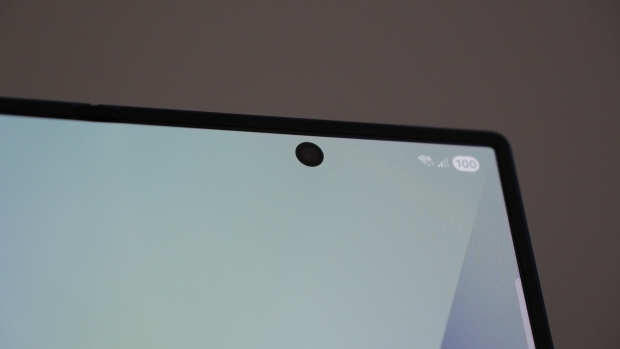 Samsung Galaxy Fold 7 Review - A $2000 Pocketable Two-in-One Smartphone-Tablet 22
