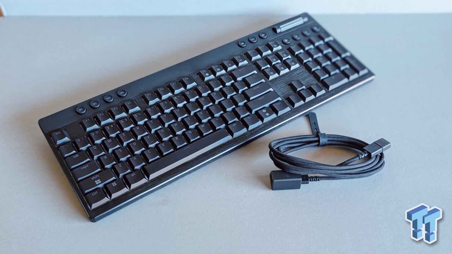 Razer BlackWidow V4 Low-Profile HyperSpeed Keyboard Review - A Thinner ...