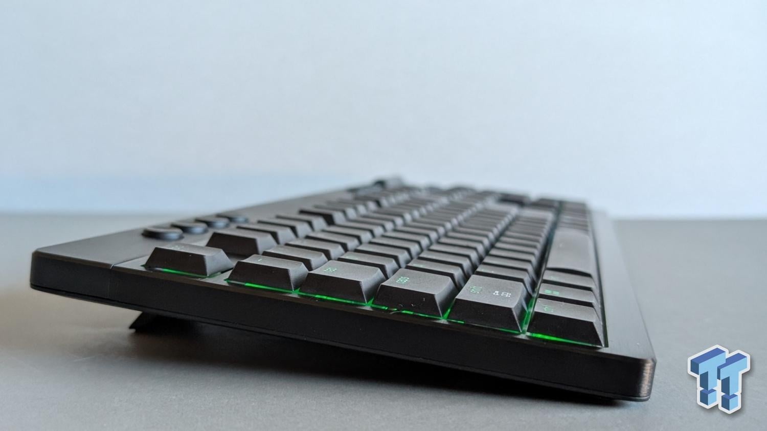 Razer BlackWidow V4 Low-Profile HyperSpeed Keyboard Review - A Thinner ...