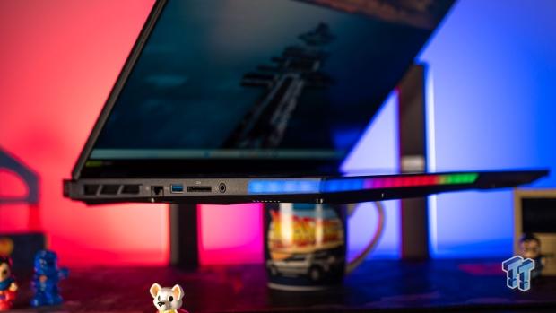Acer Predator Helios 18 AI (Core Ultra 9 275HX + RTX 5090) Gaming Laptop