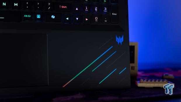 Acer Predator Helios 18 AI (Core Ultra 9 275HX + RTX 5090) Gaming Laptop Review 38