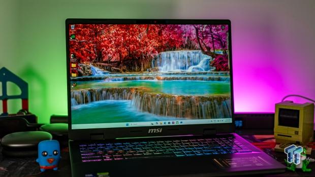 MSI Crosshair 16 HX AI (Core Ultra 9 275HX + RTX 5070) Gaming Laptop Review 27