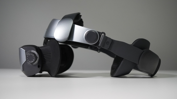 GOOVIS G3 MAX 3D HMD Review - Experience an IMAX-like Cinema in Your Living Room 24