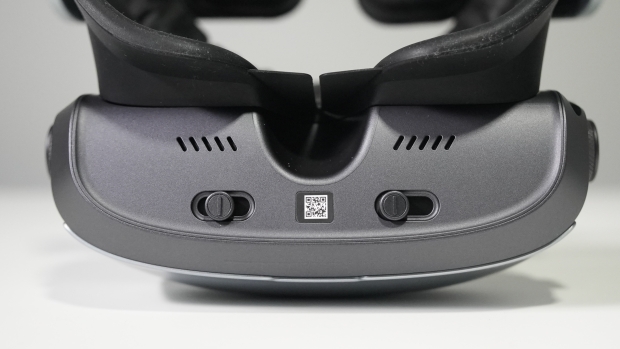 GOOVIS G3 MAX 3D HMD Review - Experience an IMAX-like Cinema in Your Living Room 29