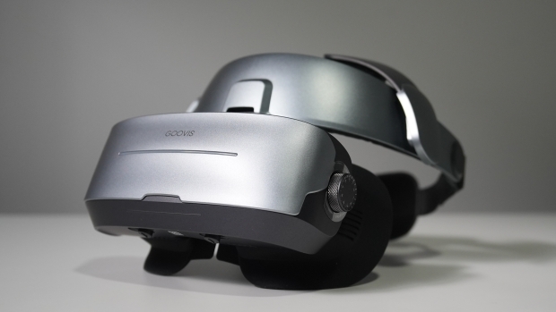 GOOVIS G3 MAX 3D HMD Review - Experience an IMAX-like Cinema in Your Living Room 62