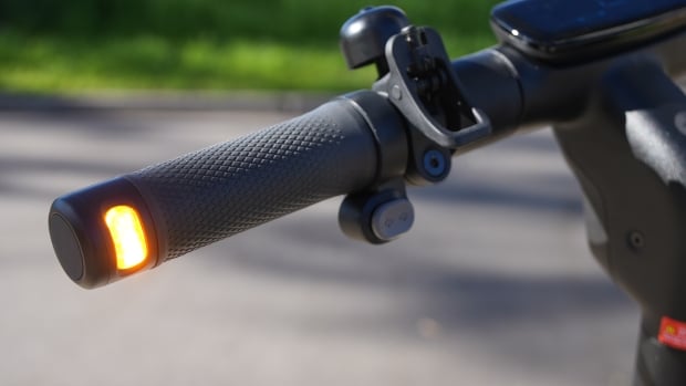 Segway Ninebot E3 Pro Review - Comfort, Range, and Tech in One Package 30