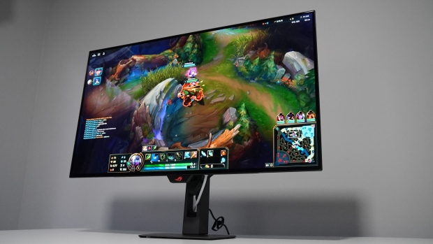 ASUS ROG Strix XG32UCWMG Gaming Monitor - 32-inch 4K WOLED at 240Hz for $799
