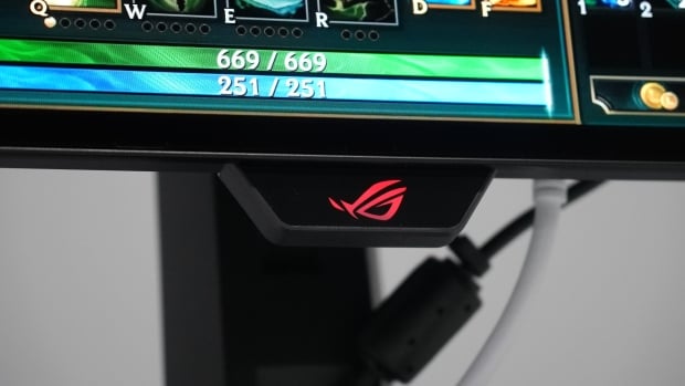 ASUS ROG Strix XG32UCWMG Gaming Monitor Review - 32-inch 4K WOLED at 240Hz for $799 22