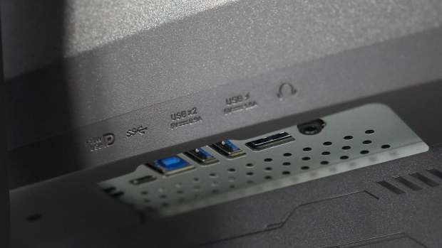 ASUS ROG Strix XG32UCWMG Gaming Monitor Review - 32-inch 4K WOLED at 240Hz for $799 32