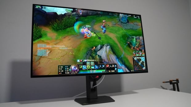 ASUS ROG Strix XG32UCWMG Gaming Monitor Review - 32-inch 4K WOLED at 240Hz for $799 55