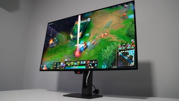 ASUS ROG Strix XG32UCWMG Gaming Monitor Review - 32-inch 4K WOLED at 240Hz for $799 59