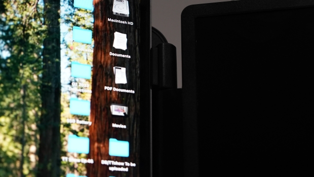 Teamgee S1 14-inch Portable Monitor Review - 1920 x 1080 (FHD) 60Hz IPS for $110 27