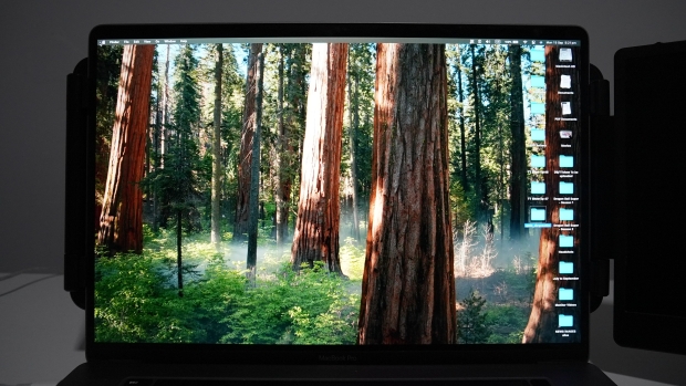 Teamgee S1 14-inch Portable Monitor Review - 1920 x 1080 (FHD) 60Hz IPS for $110 44