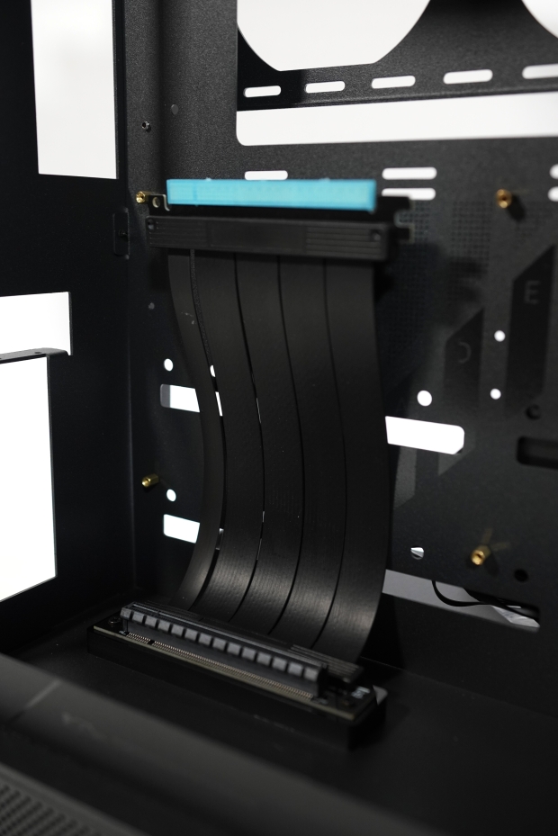 GAMEMAX Blade Concept Mid-Tower Chassis Review 12