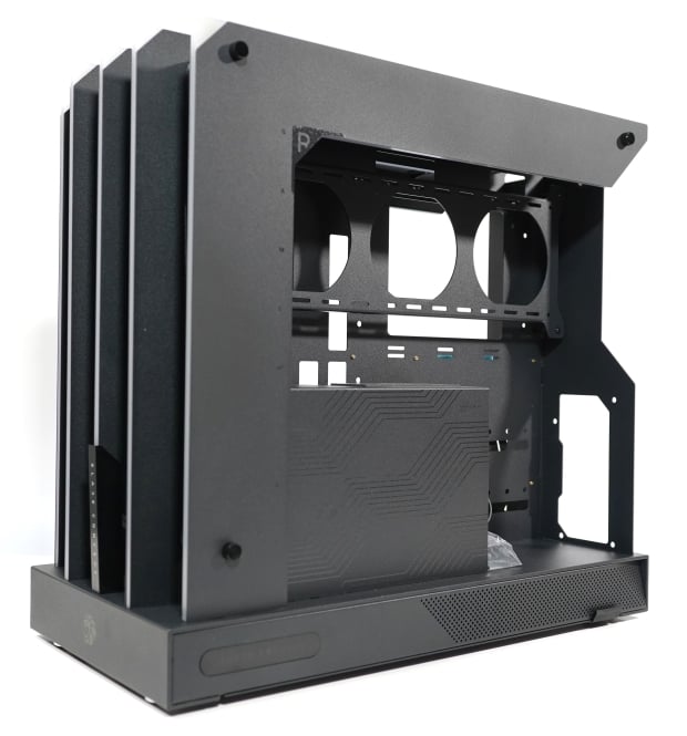 GAMEMAX Blade Concept Mid-Tower Chassis Review 8