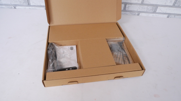 Cooler Master MasterFrame 600 Mid-Tower Chassis Review 4