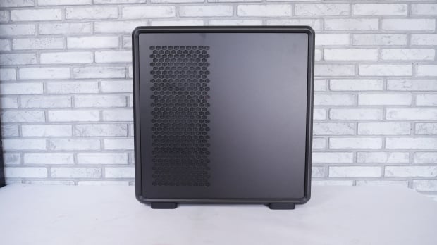 Cooler Master MasterFrame 600 Mid-Tower Chassis Review 9