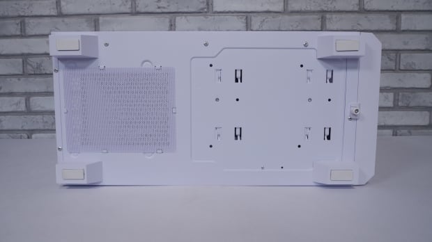 XPG Valor Air Pro Mid-Tower Chassis Review 13