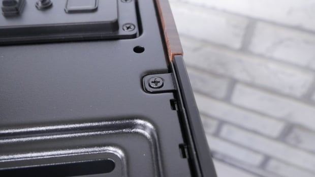 Antec C8 Curve Wood Full-Tower Chassis Review 19