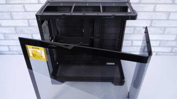 Antec C8 Curve Wood Full-Tower Chassis Review 20