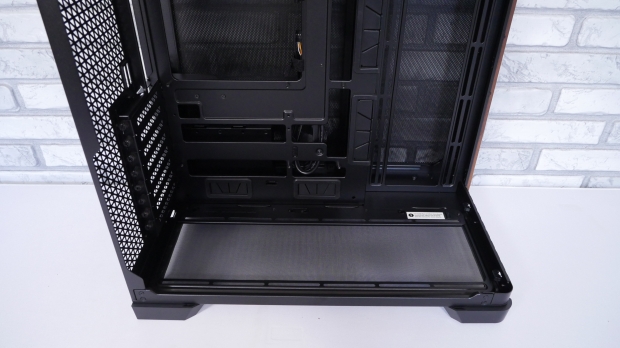 Antec C8 Curve Wood Full-Tower Chassis Review 22