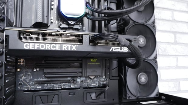 Antec C8 Curve Wood Full-Tower Chassis Review 34