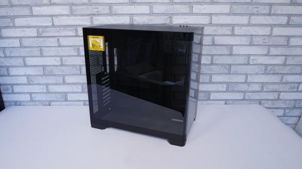Antec C8 Curve Wood Full-Tower Chassis Review 7
