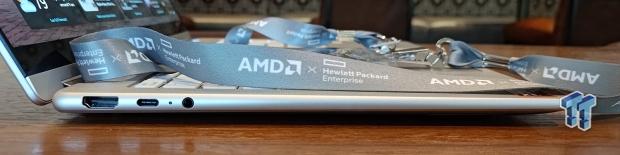 Lenovo Yoga 7 2-in-1 Gen 10 (Krackan Point | Radeon 860M) Laptop Review 4