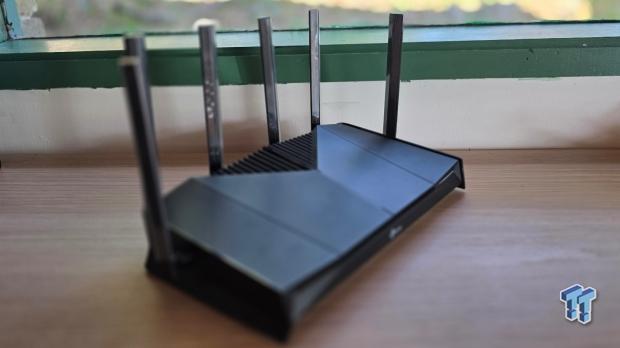 TP-Link Archer BE400 BE6500 Dual-Band Wi-Fi 7 Router Review - Wi-Fi 7 On A Budget 3