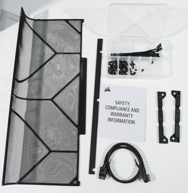 Corsair Air 5400 LX-R RGB iCUE LINK Mid-Tower Chassis Review 14