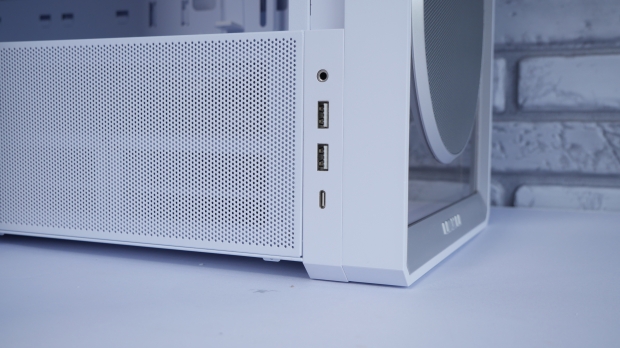 Lian Li LANCOOL 217 INF Mid-Tower Chassis Review 24