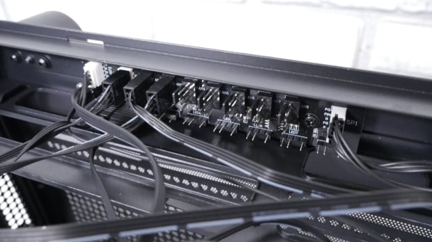 GAMDIAS ATHENA M4M Compact Micro Tower Chassis Review 27