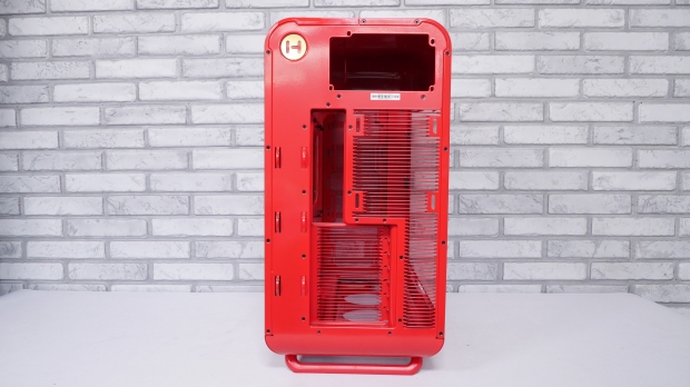 HYTE X50 Mid-Tower Chassis Review 17