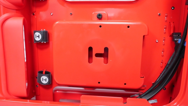 HYTE X50 Mid-Tower Chassis Review 28