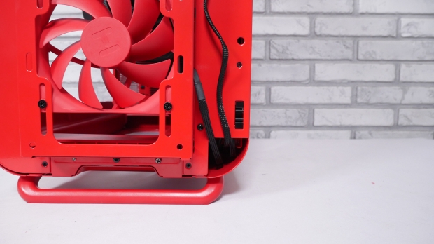 HYTE X50 Mid-Tower Chassis Review 37