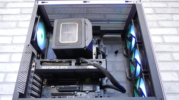 InWin DLITE Mid-Tower Chassis Review 35