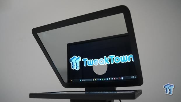 Elgato Prompter XL Review: Bigger, Better, Exactly What I Wanted 59