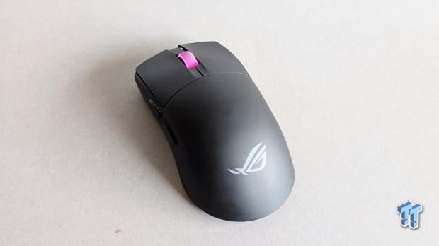 ASUS ROG Harpe II Ace Wireless Gaming Mouse Review - Performance, Comfort, and Versatility 11