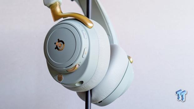 SteelSeries Arctis Nova Elite Wireless Gaming Headset Review - Unbeatable Audiophile Sound 9