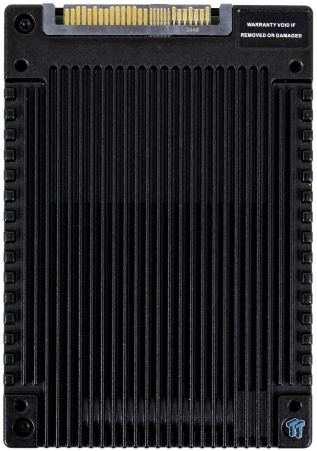 DapuStor Roealsen6 R6101C 7.68TB Enterprise SSD Review - The Magic of Compression 03