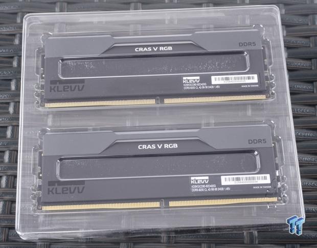 KLEVV CRAS V RGB DDR5-9200 CUDIMM 48GB Dual-Channel Memory Kit Review 04