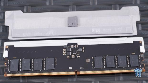 Crucial DDR5 Pro OC Memory DDR5-6400 16GB Dual-Channel Memory Kit Review 09
