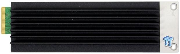 Micron 9550 Pro E1.S 15mm 7.68TB SSD Review - G8 Flash for Read-Intensive AI Storage Compute 03