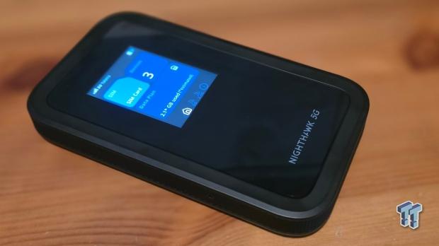 NETGEAR Nighthawk 5G M7 Mobile WiFi 7 Router with eSIM MH7150 Review 17