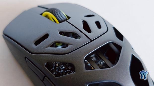 Corsair SABRE v2 PRO Wireless MG Gaming Mouse Review - A Strong