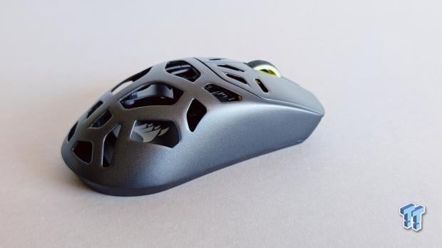 Corsair SABRE v2 PRO Wireless MG Gaming Mouse Review - A Strong