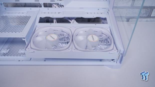 Montech Sky 3 Mid-Tower Chassis Review 31