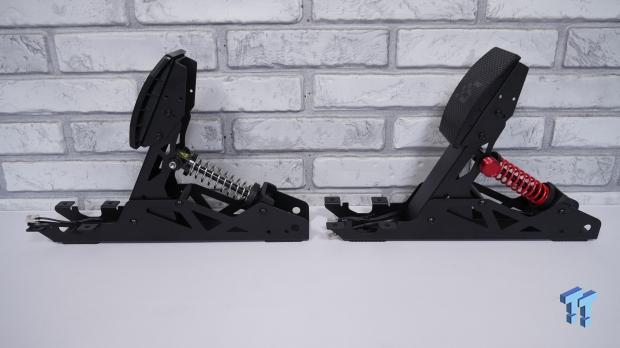 Simagic P700 Sim Racing Pedals Review 11