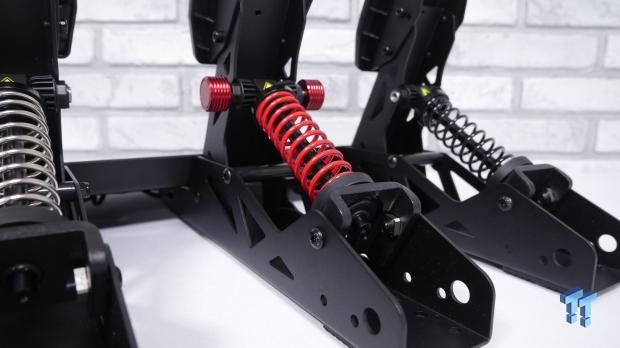 Simagic P700 Sim Racing Pedals Review 33
